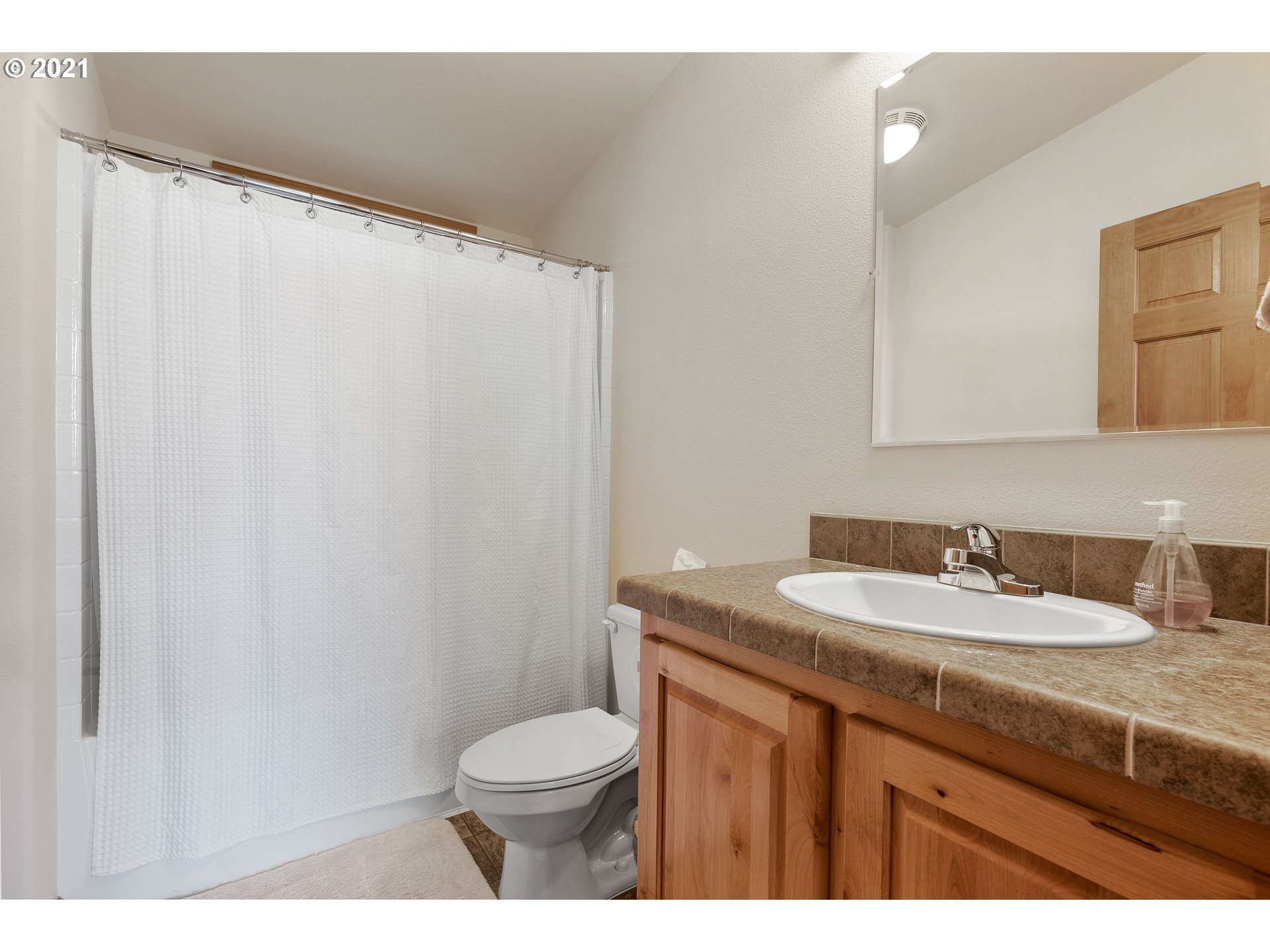 21605 Northeast Hidden Springs Road Dundee, OR 97115 - Photo 31 of 31 Gallery Image 31