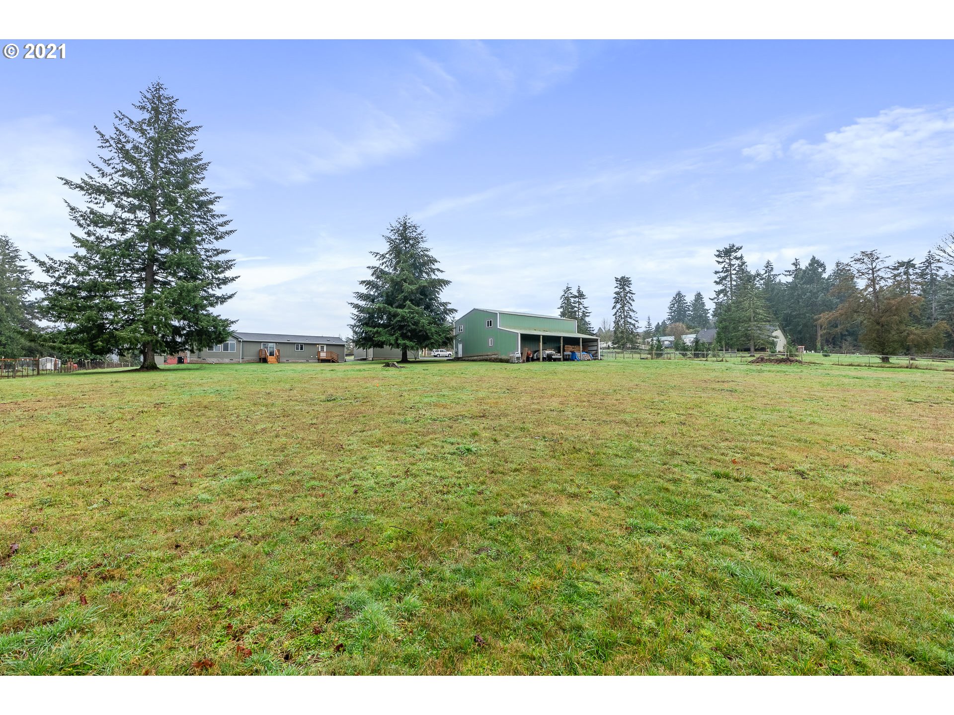 21605 Northeast Hidden Springs Road Dundee, OR 97115 - Photo 10 of 31 Gallery Image 10