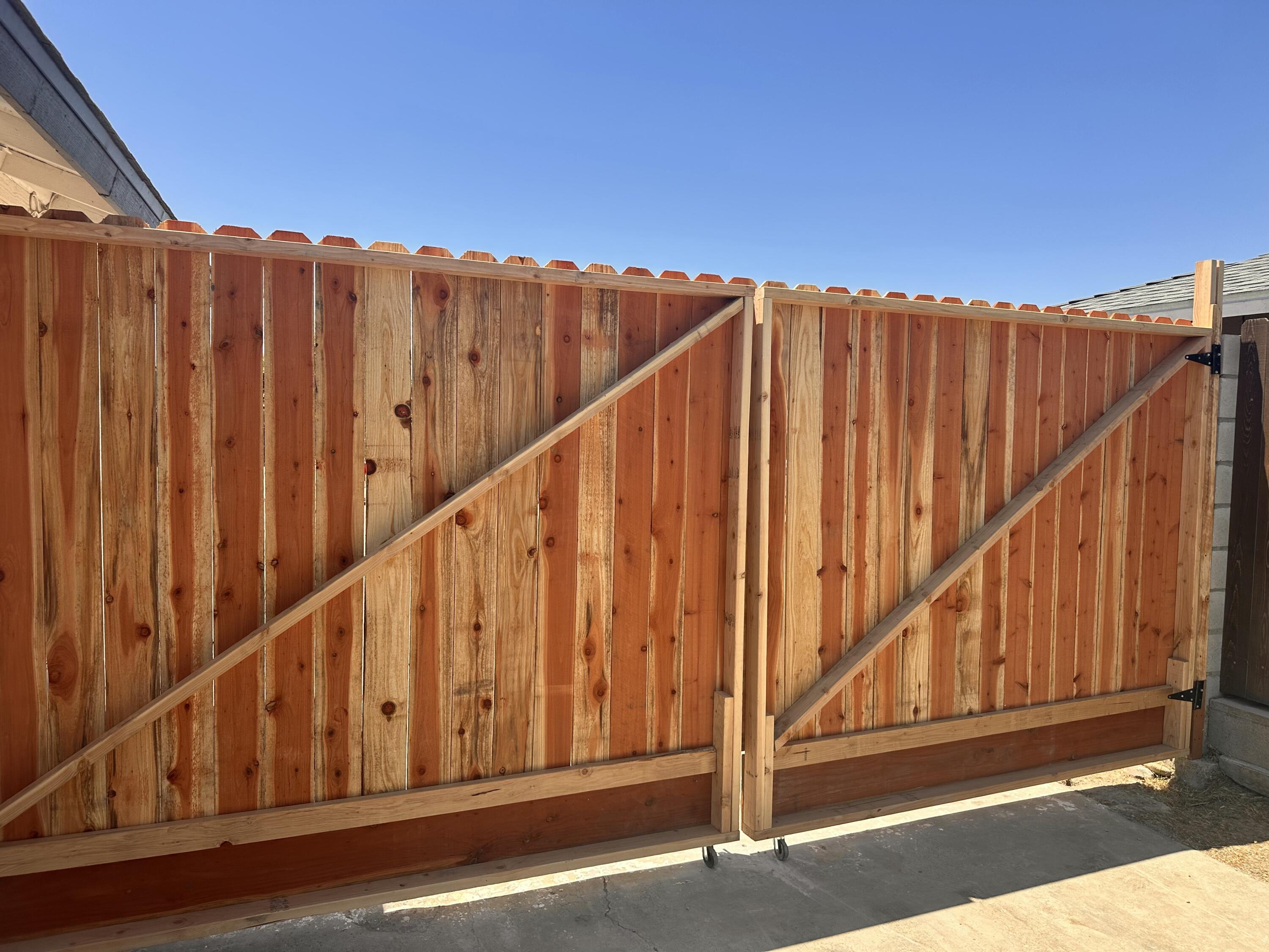 30880 Farr Road Visalia, CA 93291 - Photo 24 of 27 a view of stairs with wooden fence