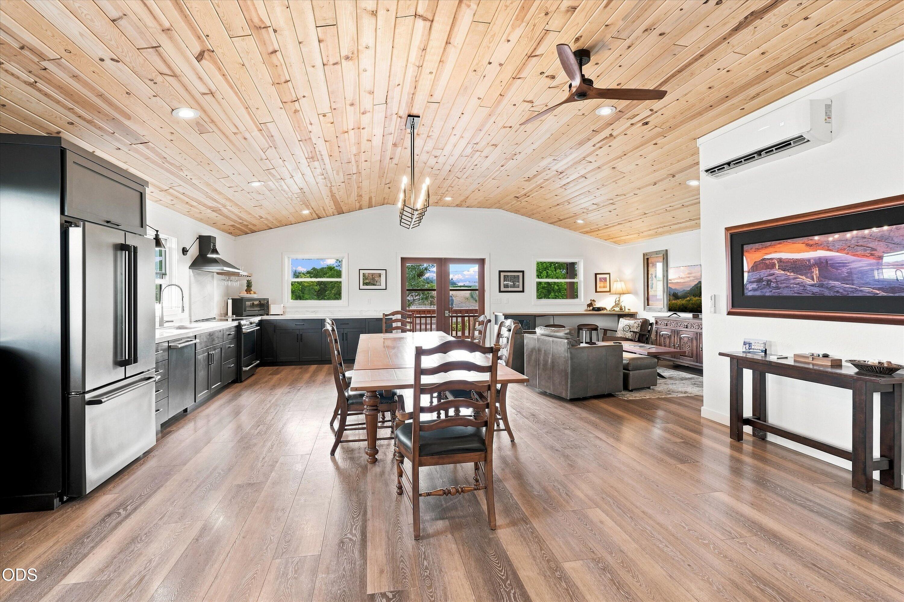 1098 Nick Young Road Eagle Point, OR 97524 - Photo 44 of 89 Gallery Image 44