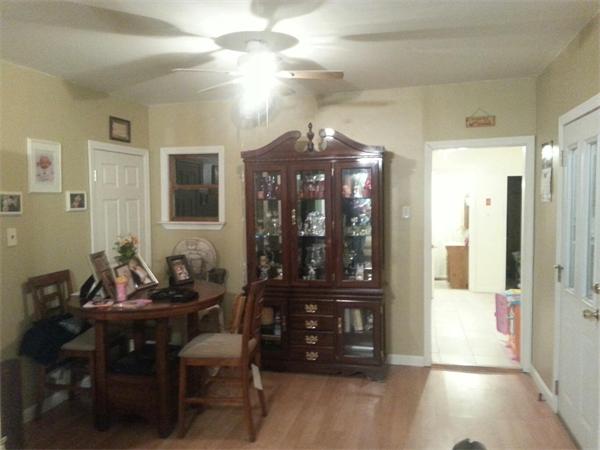 185 South Athol Road Athol, MA 01331 - Photo 3 of 4 Gallery Image 3