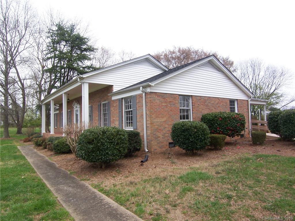 3804 Fallston Road Shelby, NC 28150 - Photo 20 of 24 a view of a house with backyard and garden