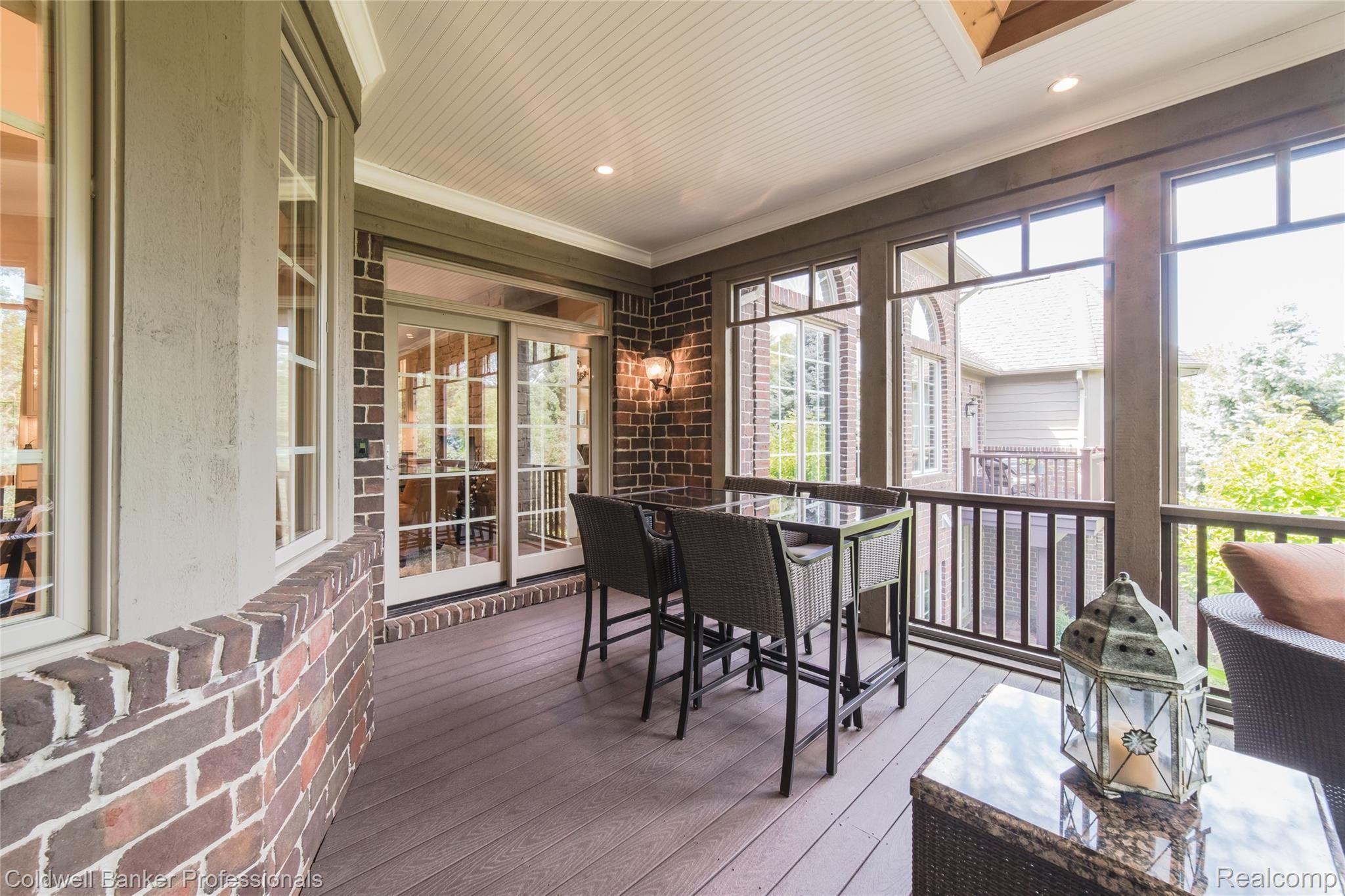 6998 Oakhurst Ridge Road Clarkston, MI 48348 - Photo 30 of 80 6998 OakhurstRidge-30.jpg