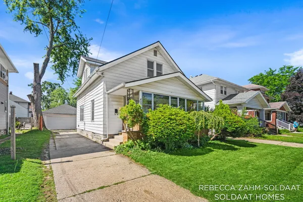 $299,000 | 850 Richmond Street Northwest, Grand Rapids, MI 49504