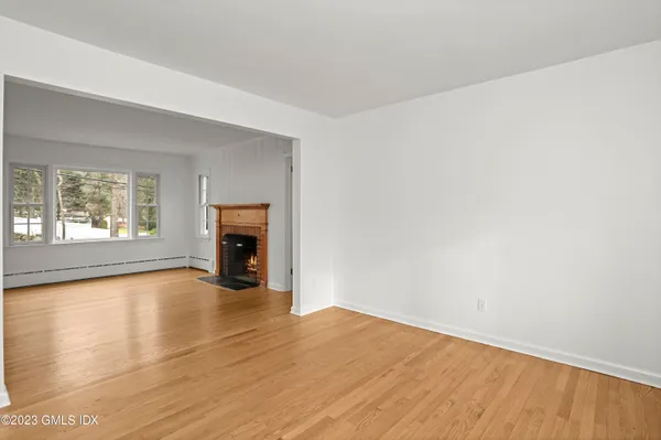 $7,850 | 148 Old Mill Road, Greenwich, CT 06831