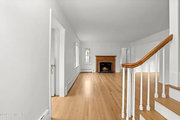 $7,850 | 148 Old Mill Road, Greenwich, CT 06831