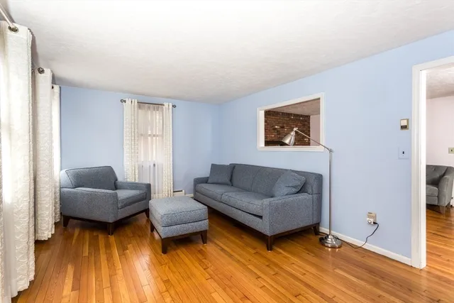 $550,000 | 955 Summer Street, Franklin, MA 02038