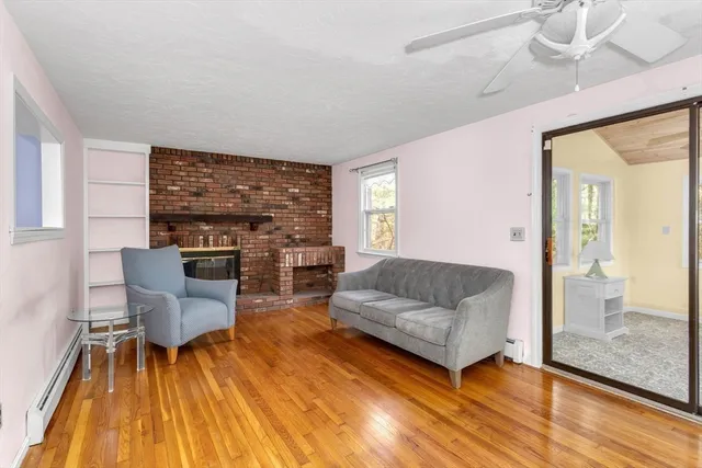 $550,000 | 955 Summer Street, Franklin, MA 02038