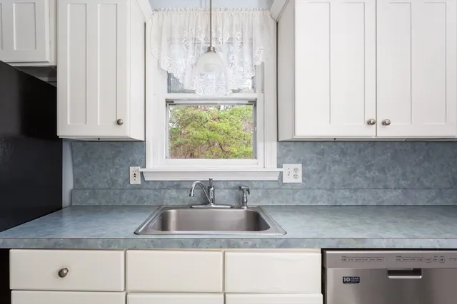 $550,000 | 955 Summer Street, Franklin, MA 02038