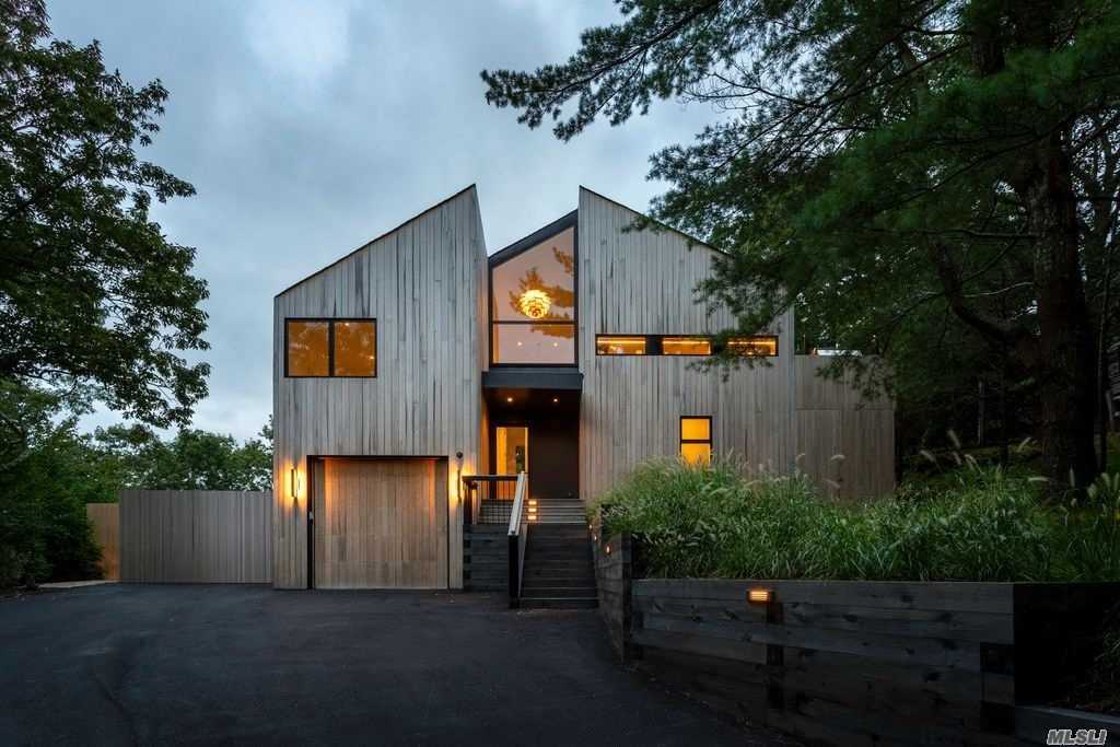 32 Oyster Pond Lane, East Hampton, NY 11937 Compass