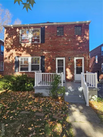 $325,000 | 7041 Dartmouth Avenue, St. Louis, MO 63130