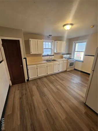 $240,000 | 7041 Dartmouth Avenue, St. Louis, MO 63130