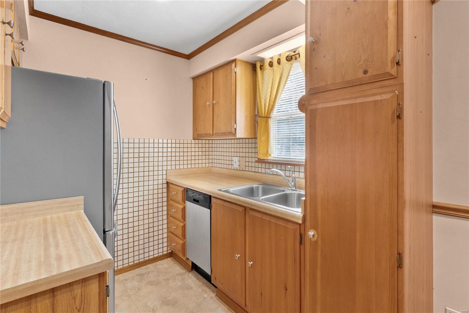 415 East State Street O'Fallon, IL 62269 - Photo 11 of 32 Gallery Image 11