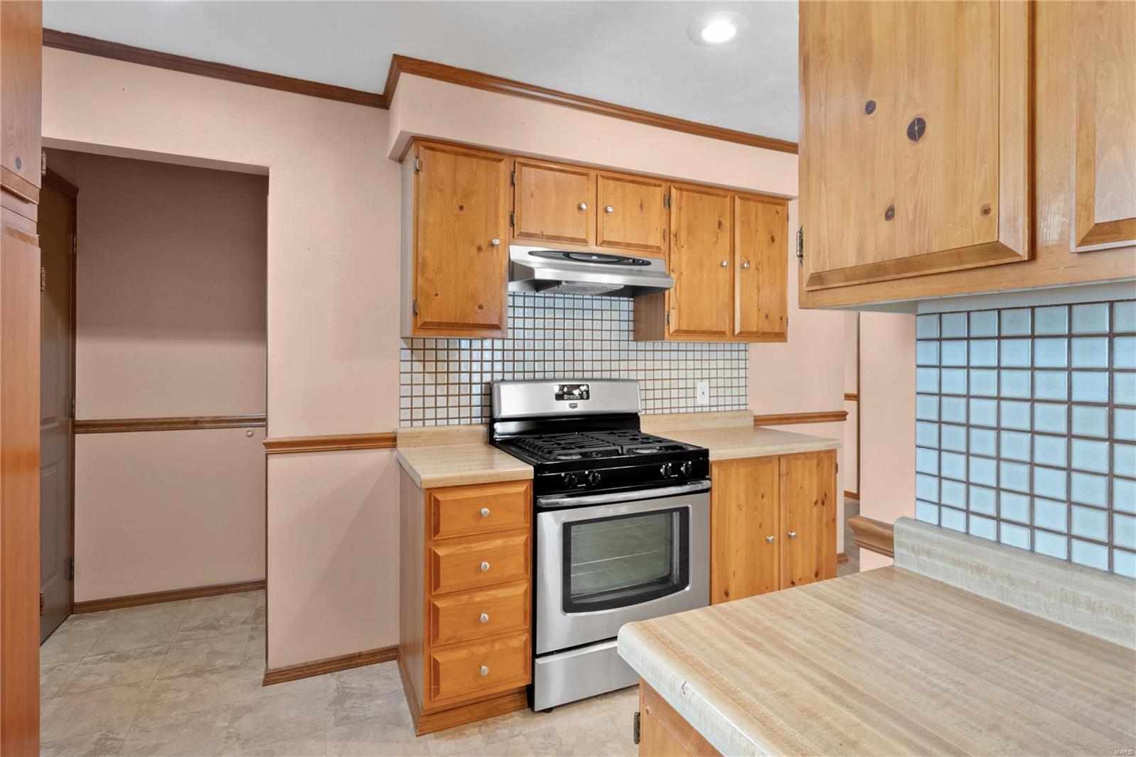 415 East State Street O'Fallon, IL 62269 - Photo 13 of 32 Gallery Image 13