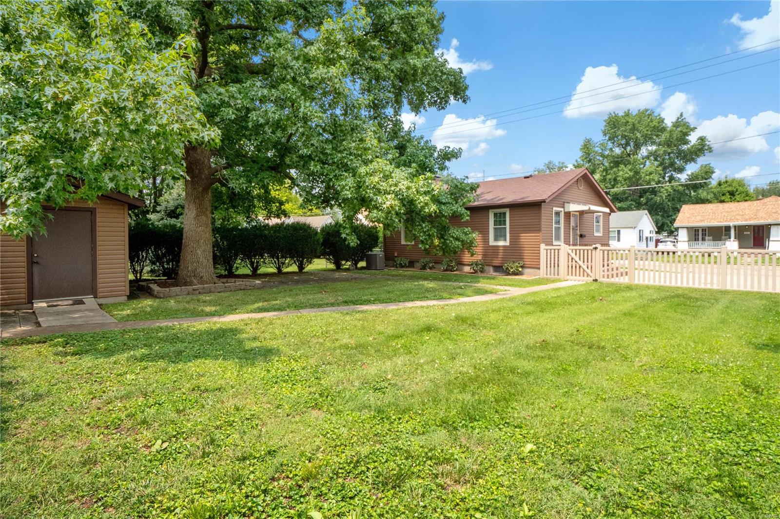 415 East State Street O'Fallon, IL 62269 - Photo 26 of 32 Gallery Image 26