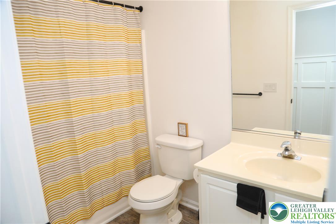 1412 Stanford Road Bethlehem, PA 18018 - Photo 31 of 58 A full bathroom offers essential amenities for daily routines.