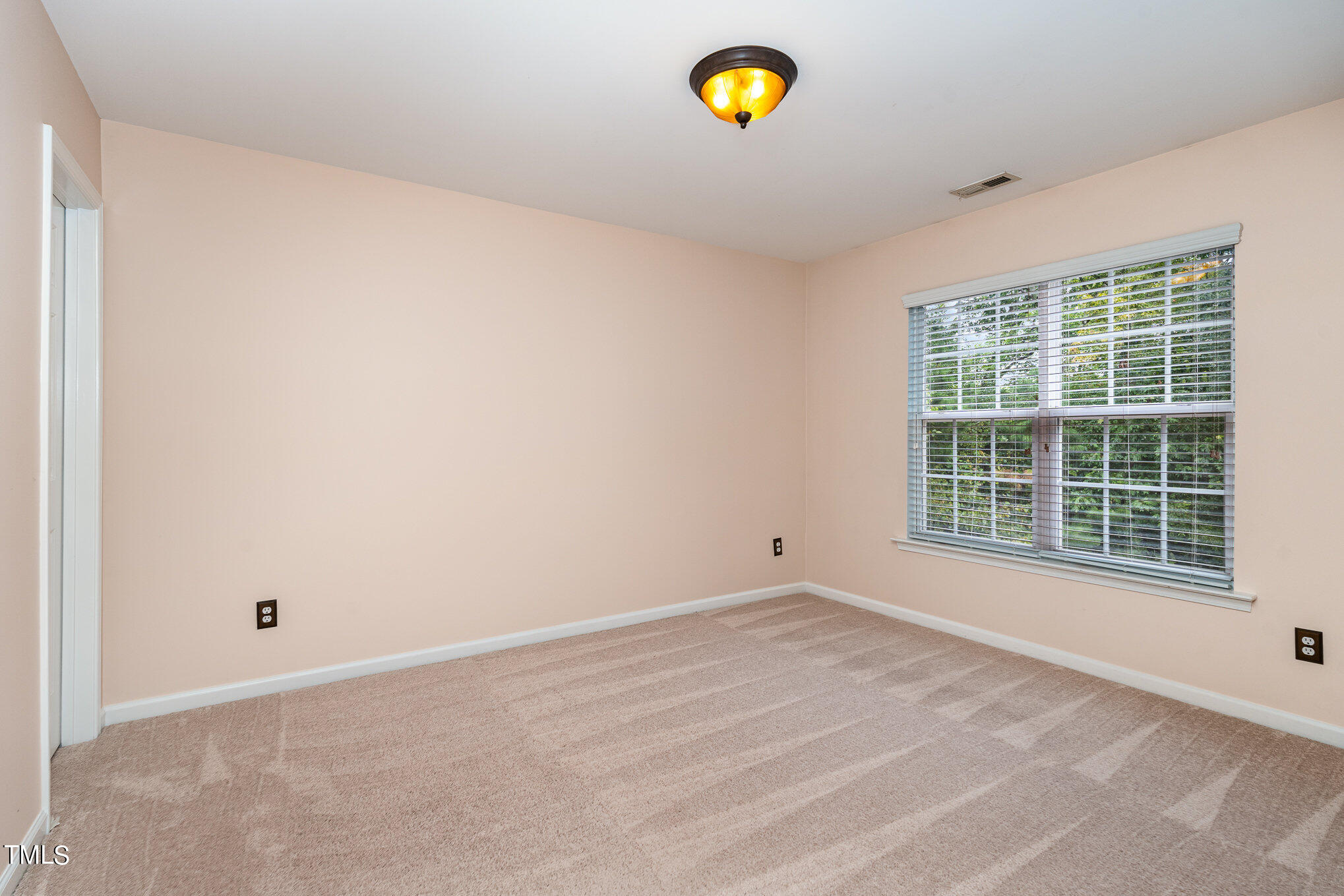 5454 Shaker Heights Lane Raleigh, NC 27613 - Photo 27 of 39 027_photo_sep_19_2024_9_46_12_am-edit