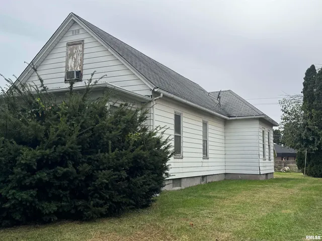 $49,900 | 1534 39th Street, Rock Island, IL 61201