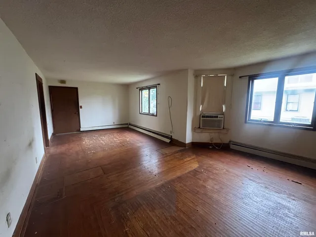 $49,900 | 1534 39th Street, Rock Island, IL 61201