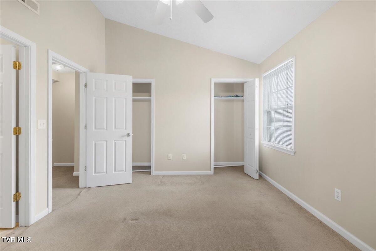 529 Beaverview Drive Bristol, VA 24201 - Photo 16 of 30 20-128A5433