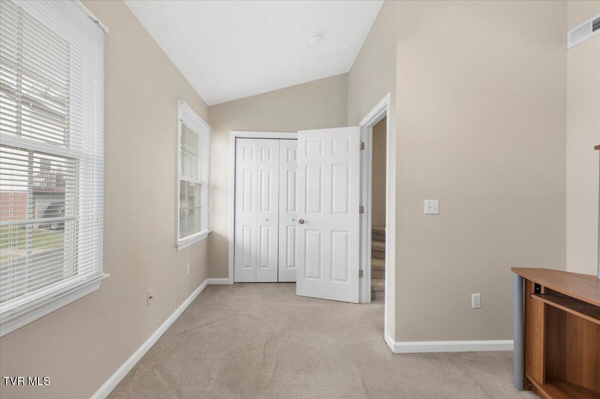 529 Beaverview Drive Bristol, VA 24201 - Photo 20 of 30 24-128A5446