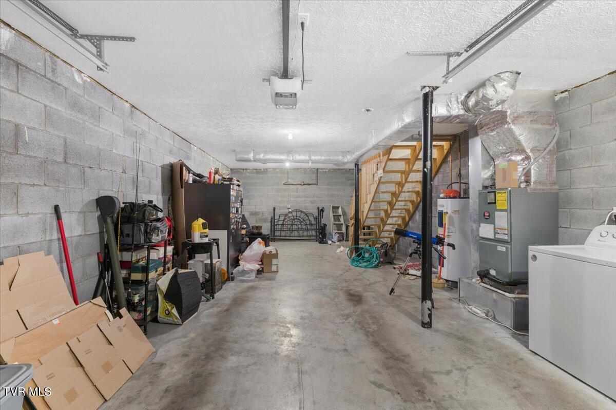 529 Beaverview Drive Bristol, VA 24201 - Photo 26 of 30 30-128A5375