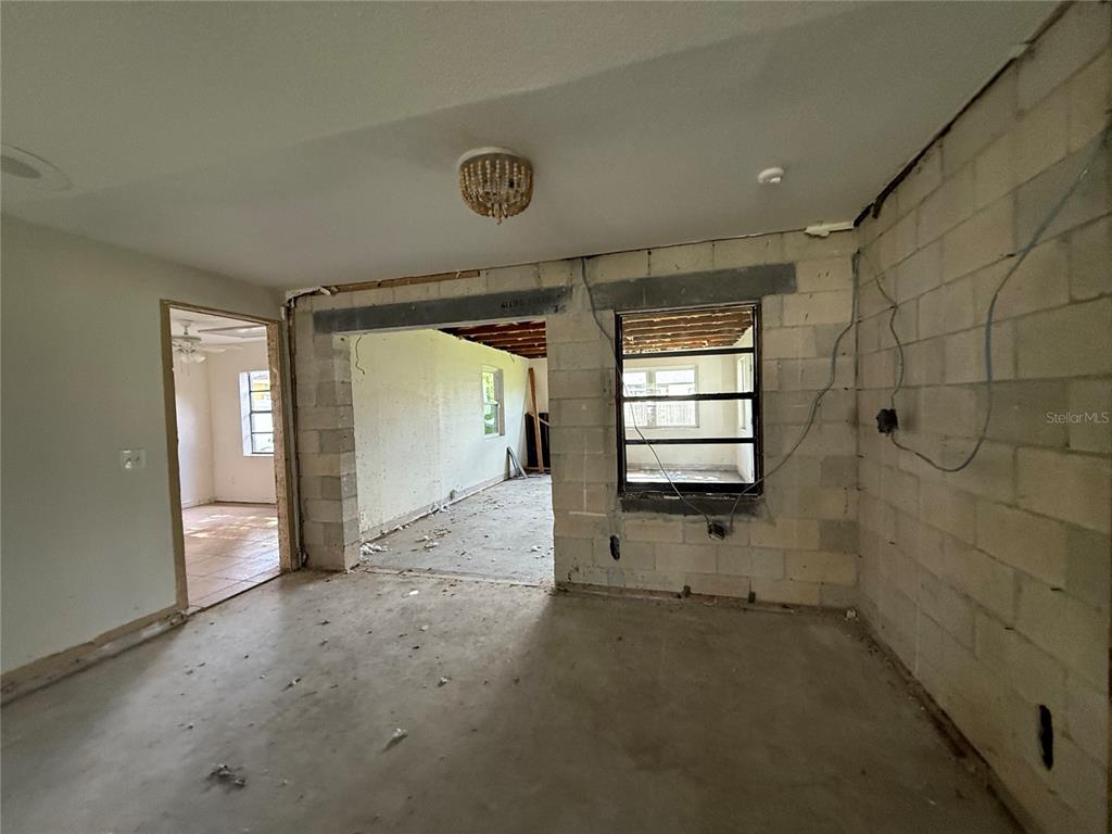 1104 Timor Avenue Orlando, FL 32804 - Photo 9 of 18