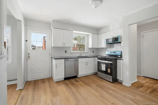 $1,250,000 | 55 Leroy Avenue, Valhalla, NY 10595