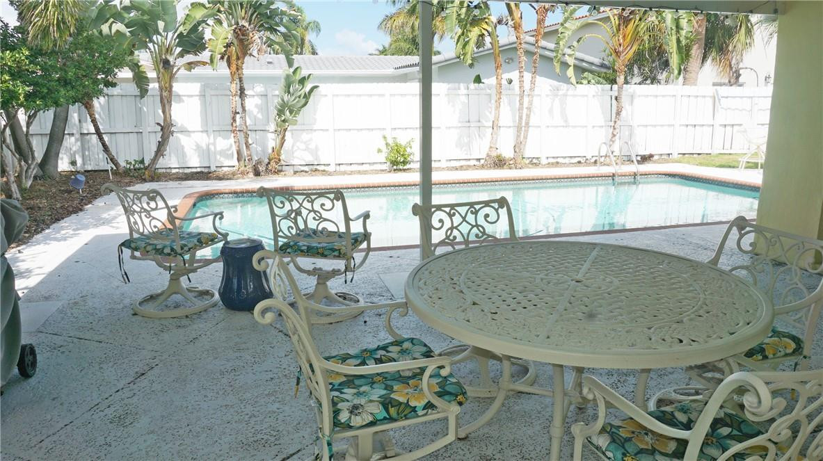 2231 Northeast 43rd Street Lighthouse Point, FL 33064 - Photo 16 of 20 COVERED PATIO