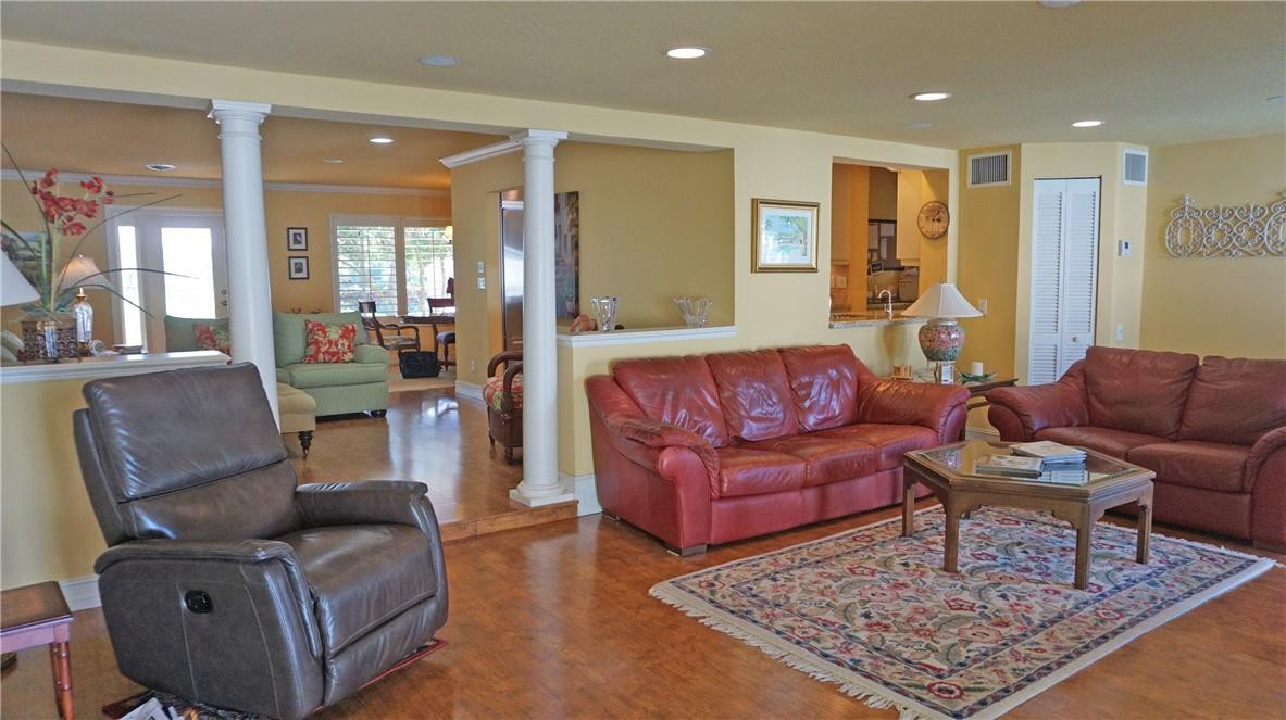 2231 Northeast 43rd Street Lighthouse Point, FL 33064 - Photo 5 of 20 FAMILY ROOM