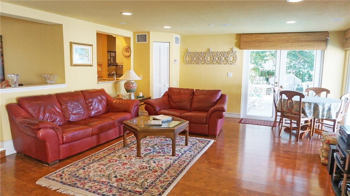 2231 Northeast 43rd Street Lighthouse Point, FL 33064 - Photo 6 of 20 FAMILY ROOM