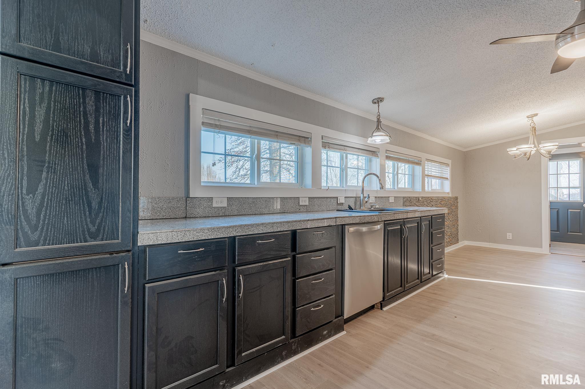 1987 Charleston Road Salem, IL 62881 - Photo 13 of 39