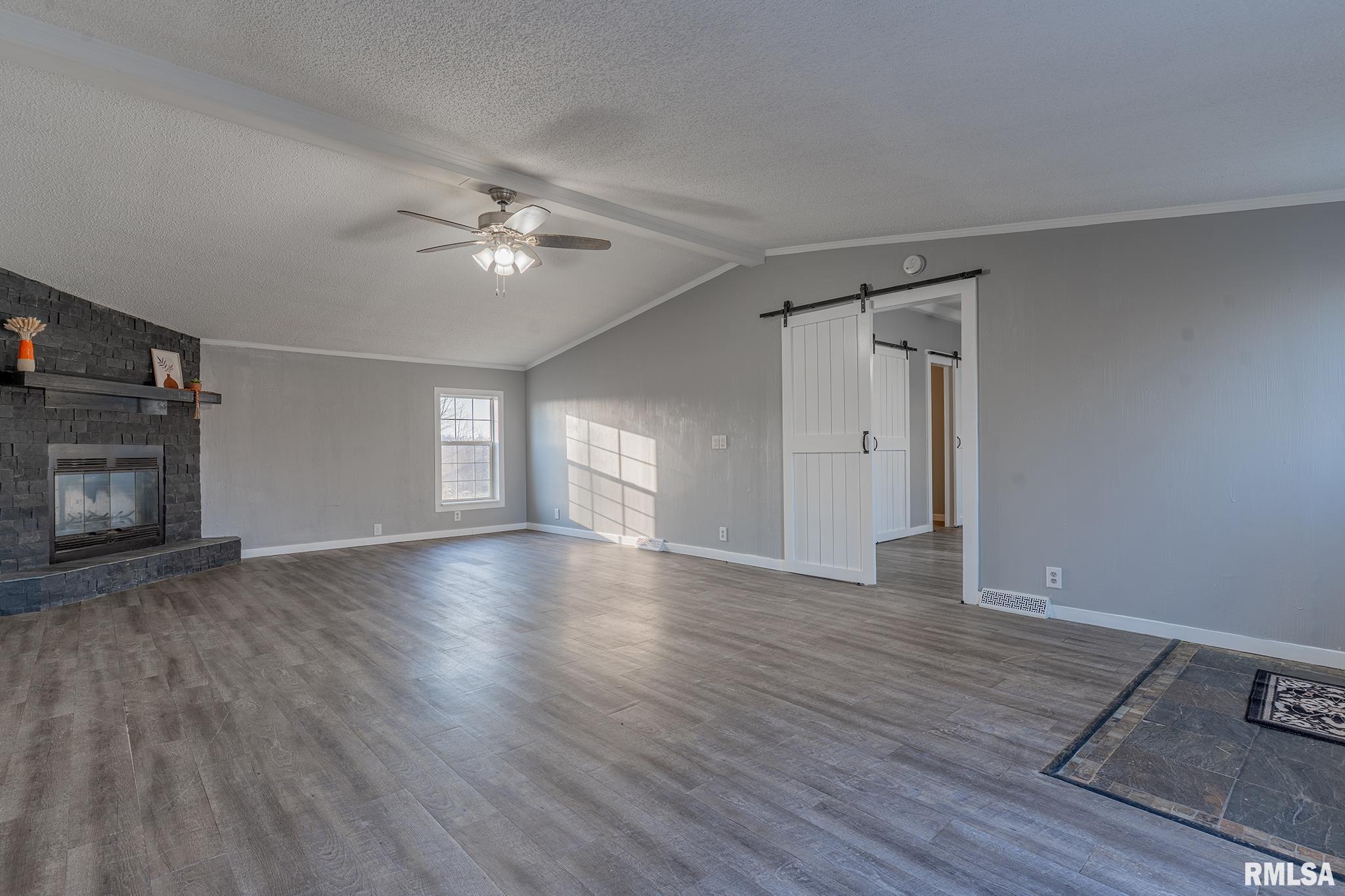 1987 Charleston Road Salem, IL 62881 - Photo 18 of 39