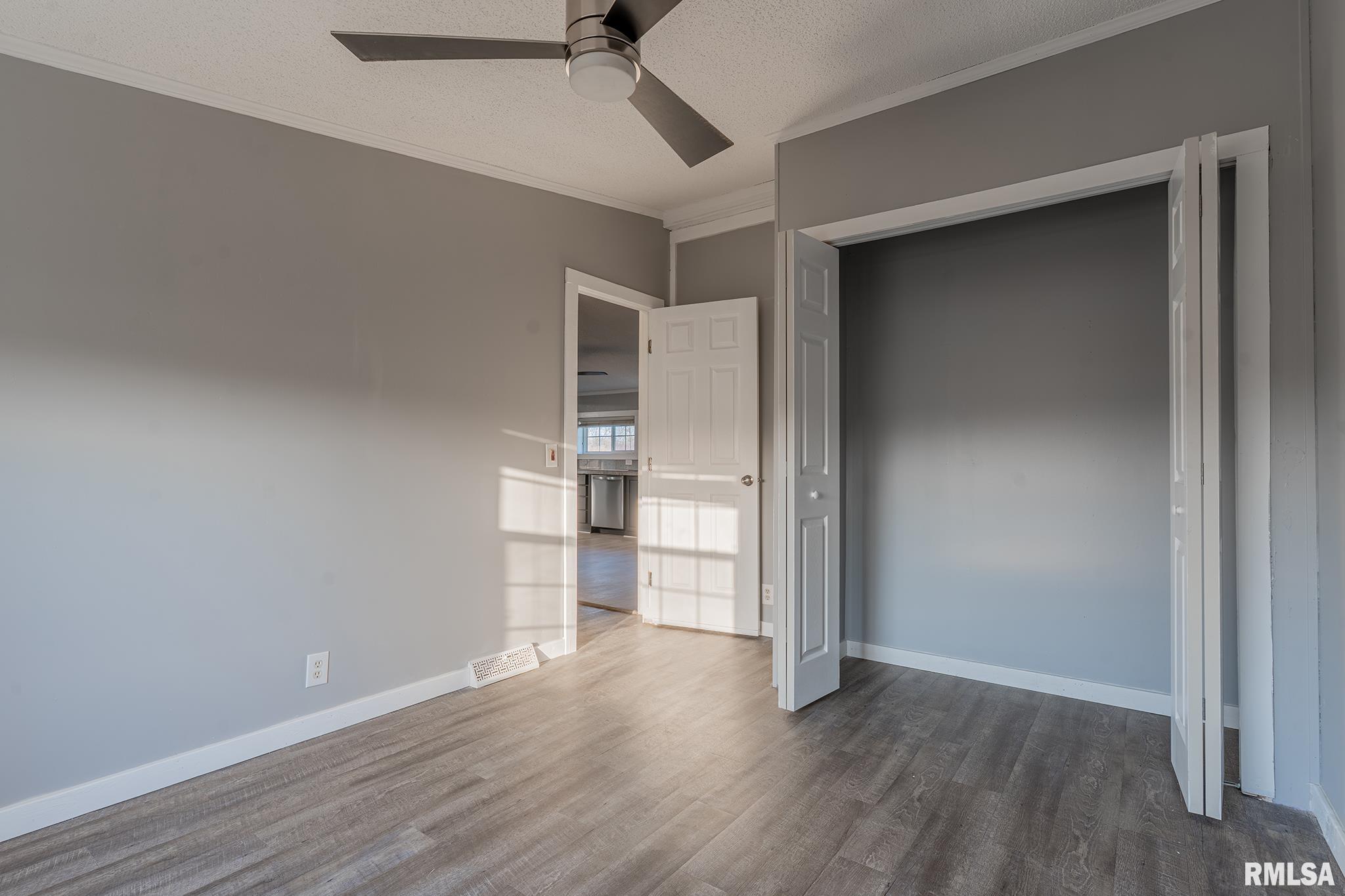 1987 Charleston Road Salem, IL 62881 - Photo 28 of 39