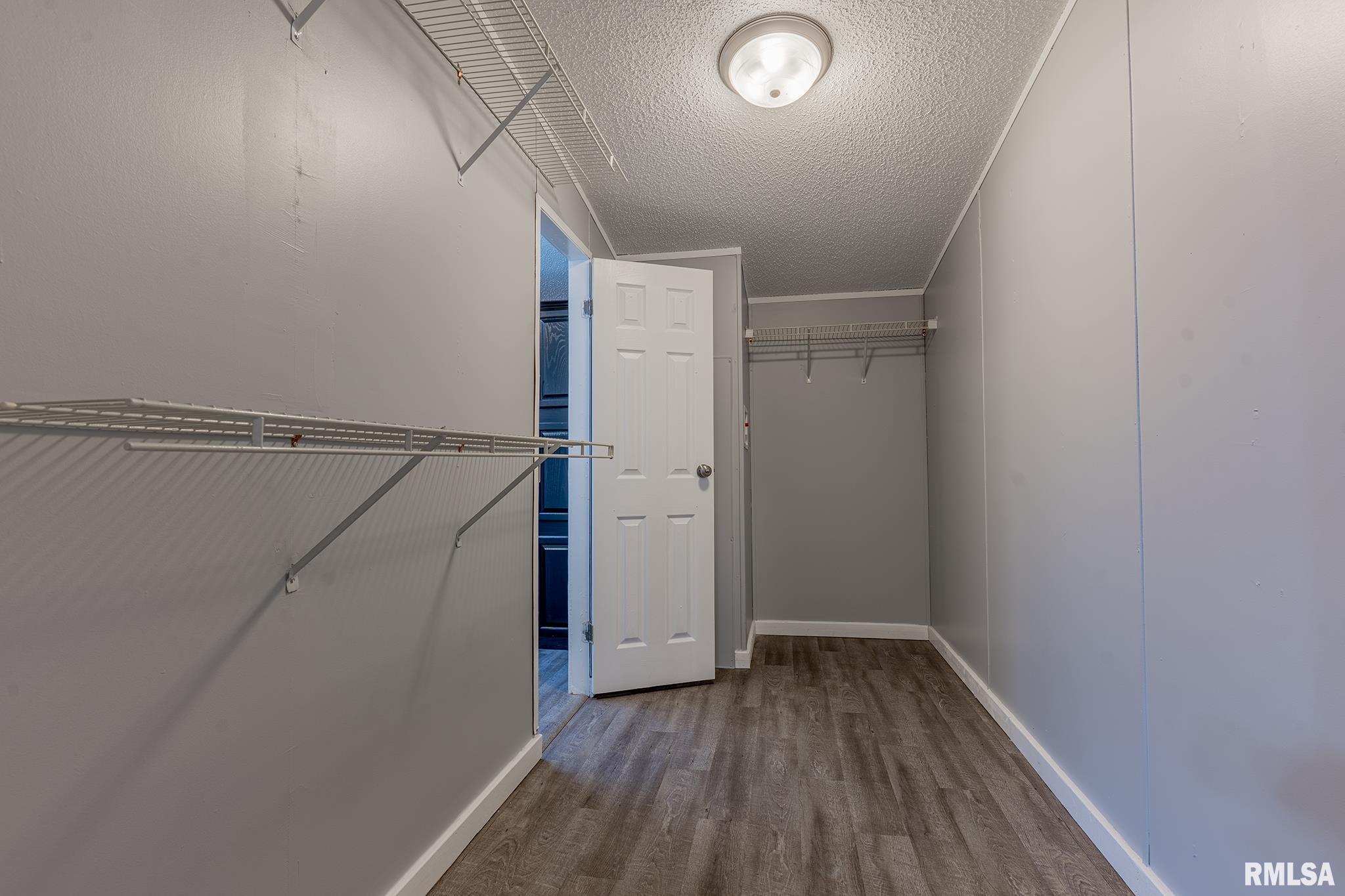 1987 Charleston Road Salem, IL 62881 - Photo 36 of 39