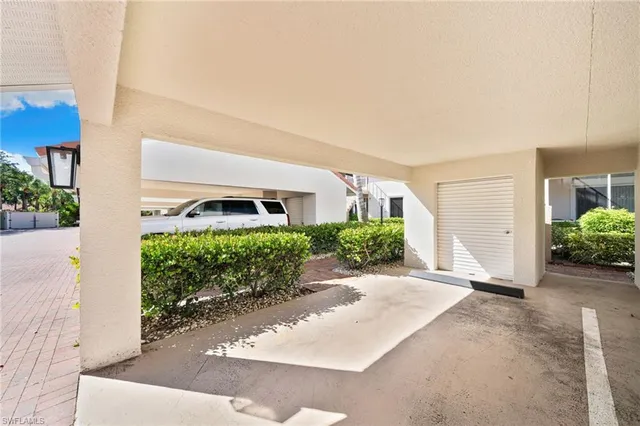 $375,000 | 2325 Hidden Lake Drive, Unit 3809, Naples, FL 34112