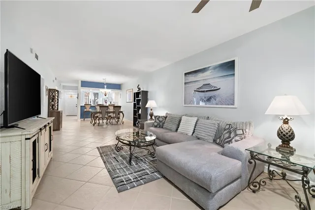 $375,000 | 2325 Hidden Lake Drive, Unit 3809, Naples, FL 34112