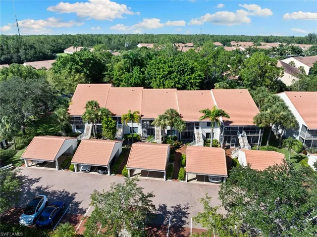 $375,000 | 2325 Hidden Lake Drive, Unit 3809, Naples, FL 34112