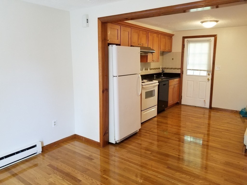 18 Apthorp Street, Unit E Quincy, MA 02170 - Photo 9 of 13