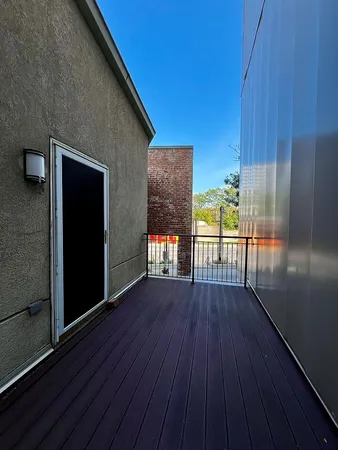 $2,650 | 1834 Ridge Avenue, Unit 101, Evanston, IL 60201