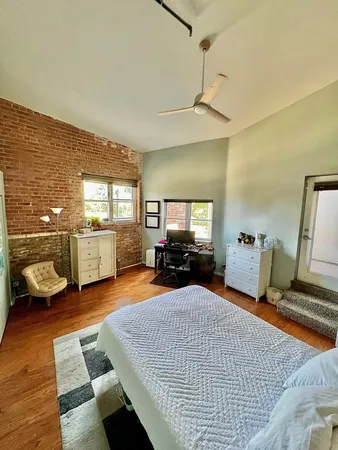 $2,650 | 1834 Ridge Avenue, Unit 101, Evanston, IL 60201