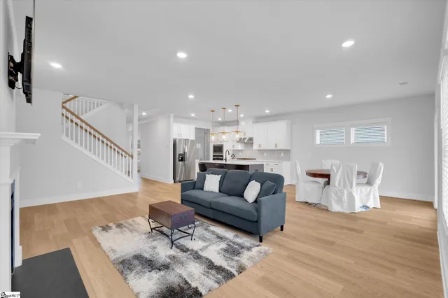 $450,000 | 148 Cedar Shls Way, Piedmont, SC 29673