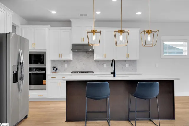 $450,000 | 148 Cedar Shls Way, Piedmont, SC 29673