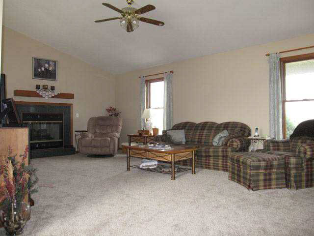 2019 East 8 Square Road Warsaw, IN 46582 - Photo 18 of 25