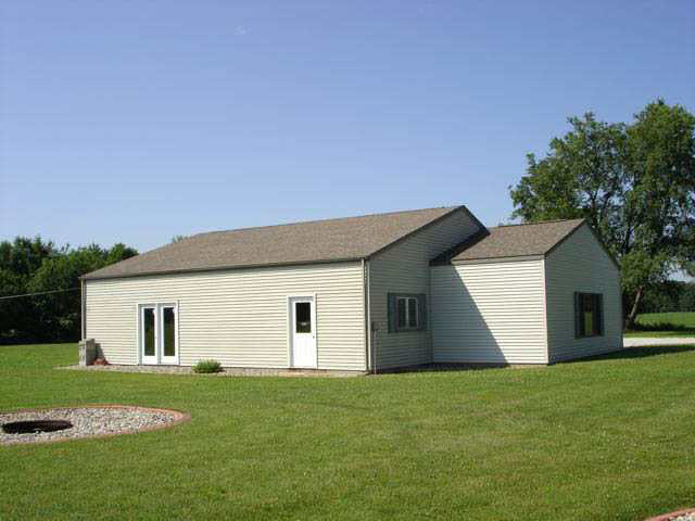 2019 East 8 Square Road Warsaw, IN 46582 - Photo 8 of 25