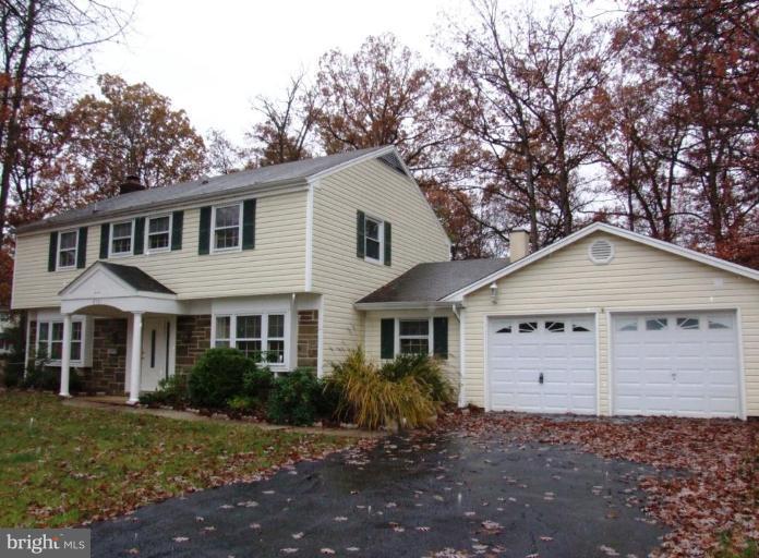 8901 Boxford Court Laurel, MD 20708 - Photo 3 of 19 Exterior #4