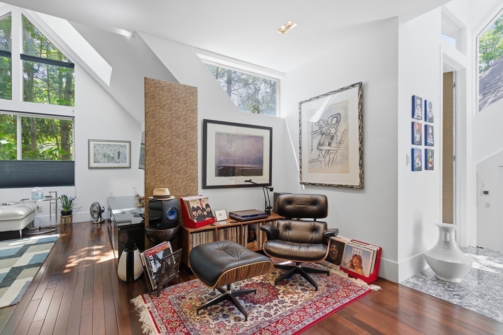 51 Deer Path Hudson, MA 01749 - Photo 8 of 36