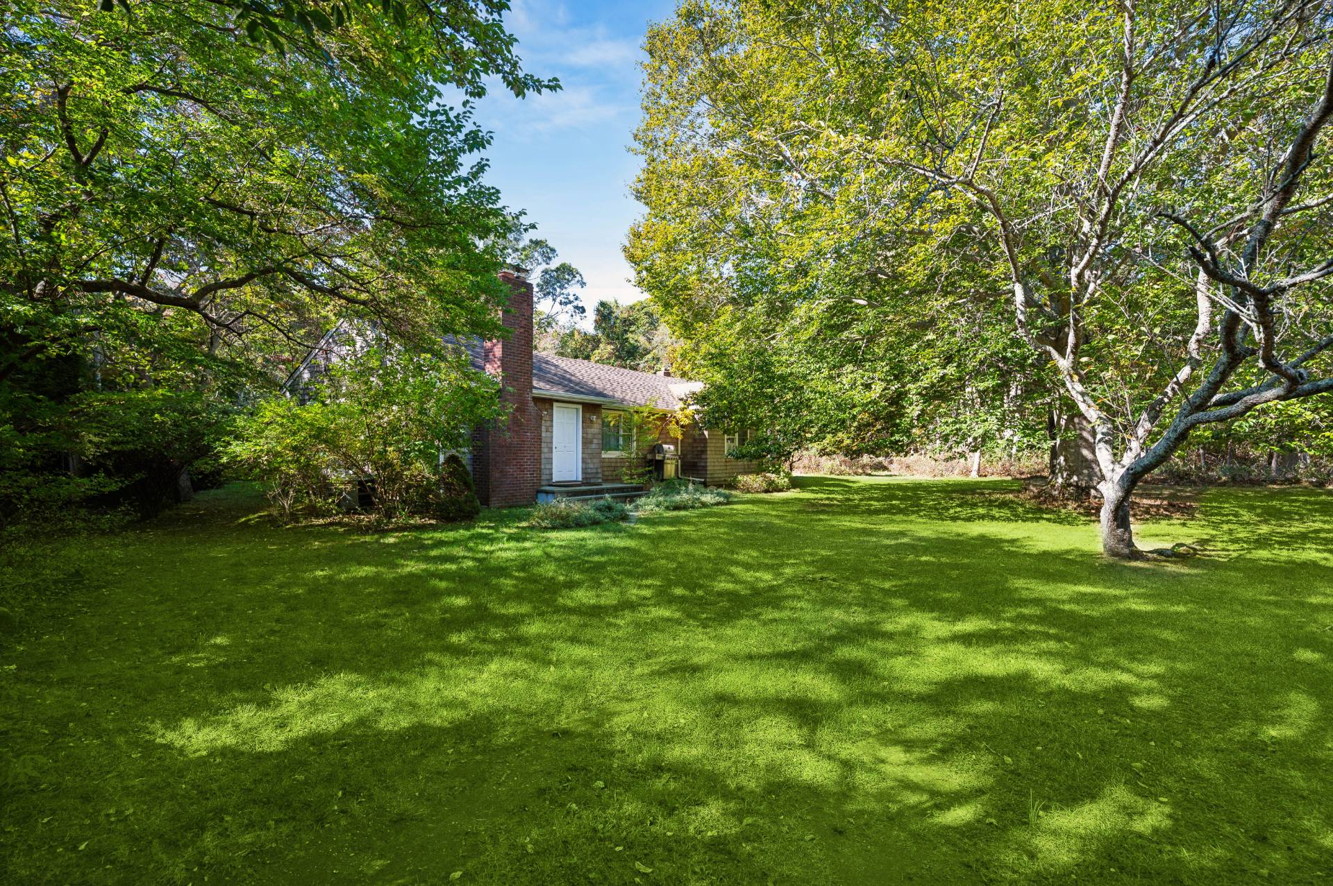 84 Sunset Beach Road Sag Harbor, NY 11963 - Photo 4 of 5 Gallery Image 4