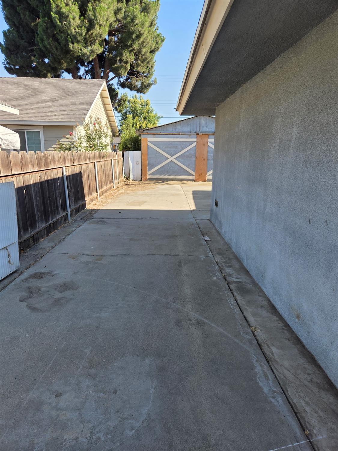 2153 Knowles Street Selma, CA 93662 - Photo 14 of 20