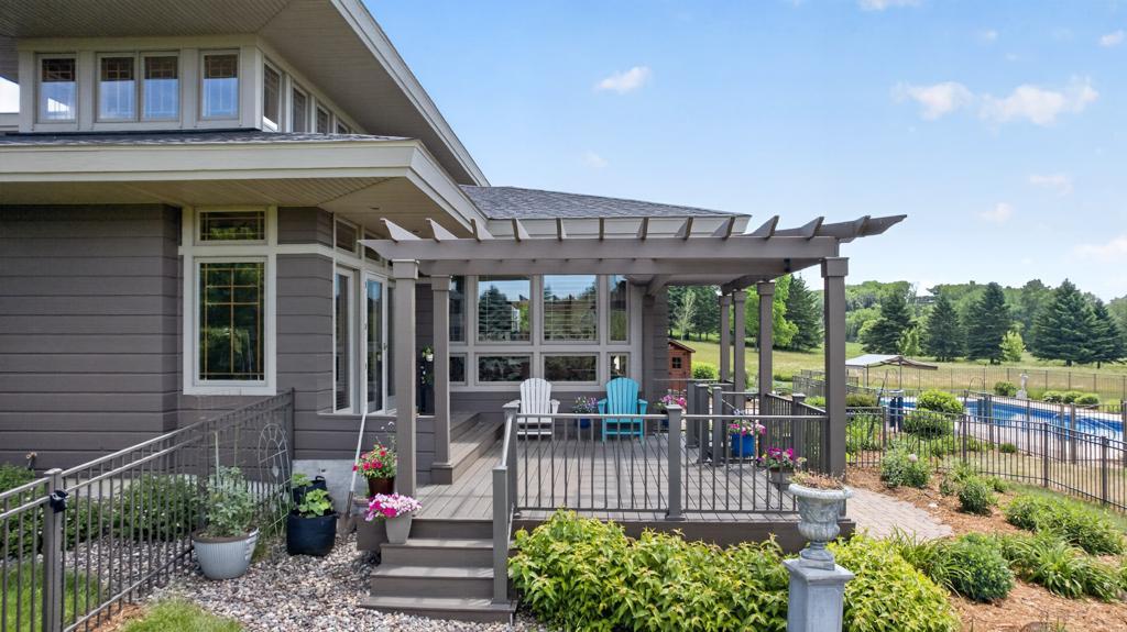 5185 Meadow Crossing Road Southwest Rochester, MN 55902 - Photo 2 of 72